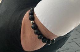 Bracelet de pierre Obsidienne Noire avec motif asiatique