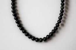 Collier de perles naturelles Obsidienne céleste